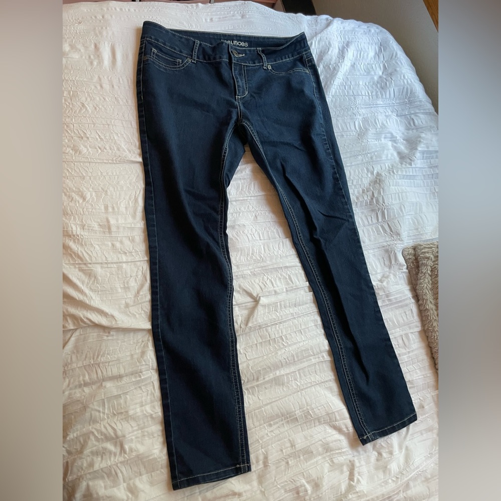 Dark wash skinny jeans